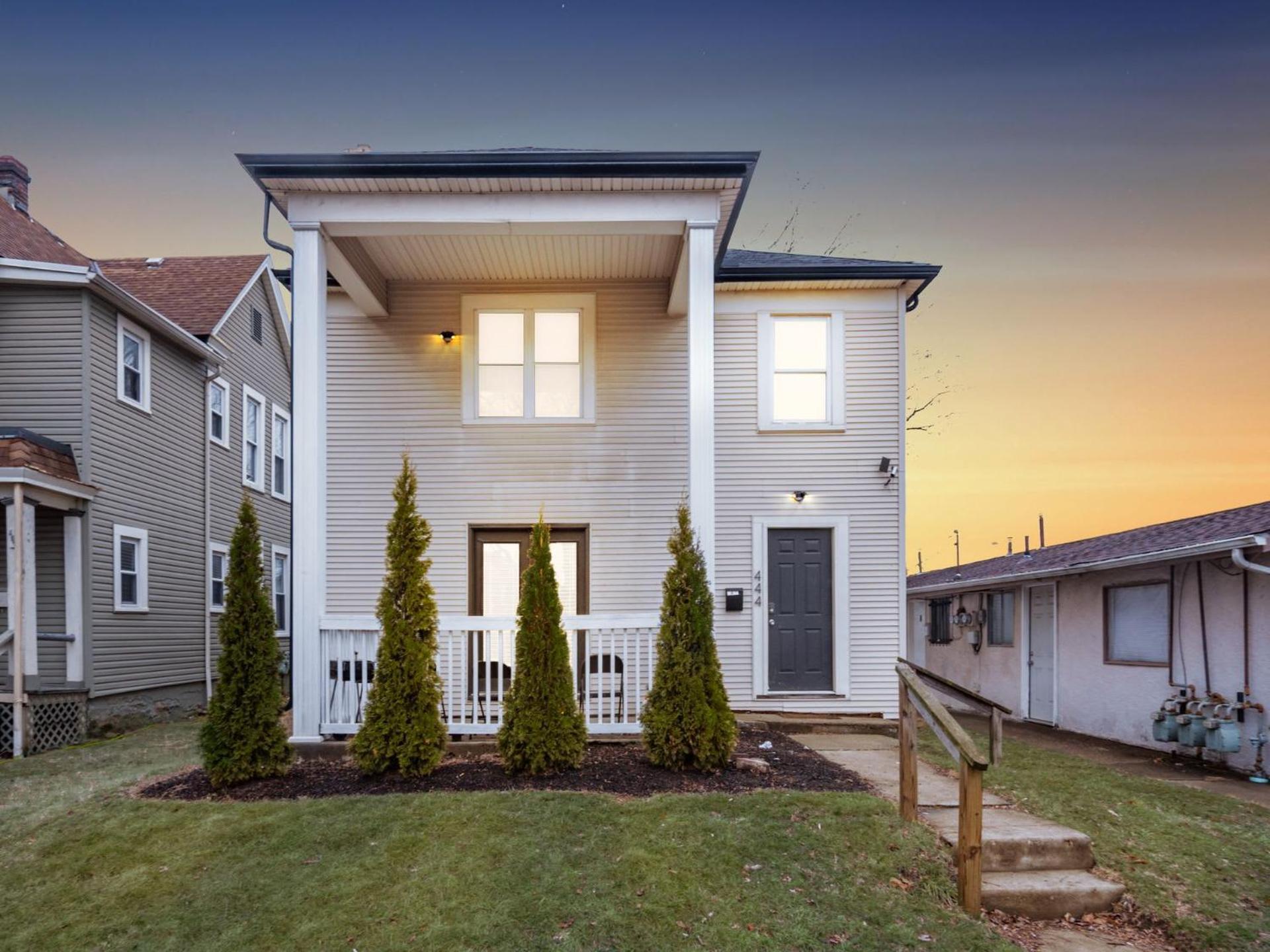 Villa Housepitality - The Osu Mansion- Osu Sleeps 20 Columbus Exterior foto